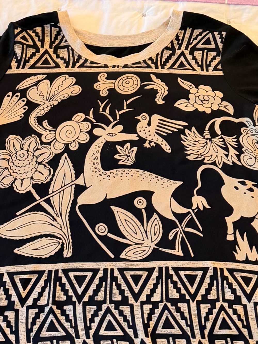 HARARI SILK AND SPANDEX PULLOVER BLOUSE SIZE M